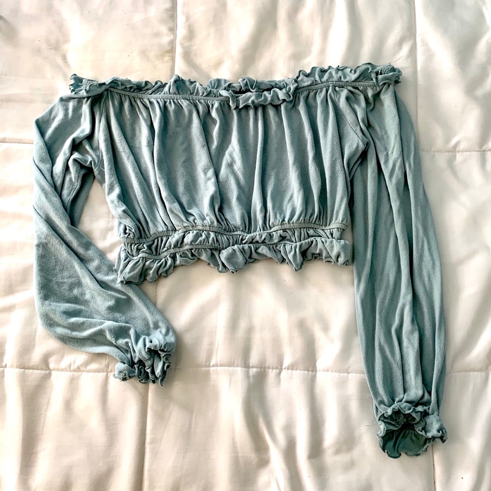 Off The Shoulders Fitted Crop Top